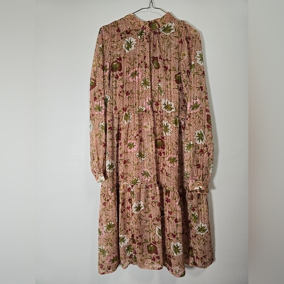 Vero Moda Dresses & Skirts - Vero Moda chiffon high neck long sleeves floral dress color rust,burgundy